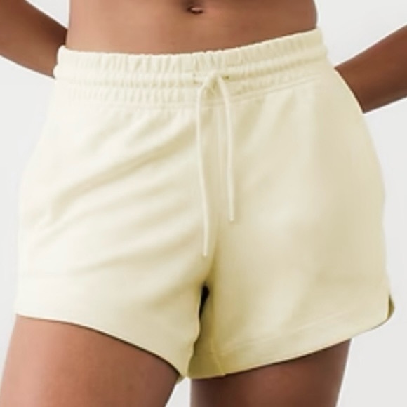 Athleta NWOT Seasoft Mid Rise Tencel Soft Cream Shorts Loungewear Comfy Cozy - Picture 2 of 10